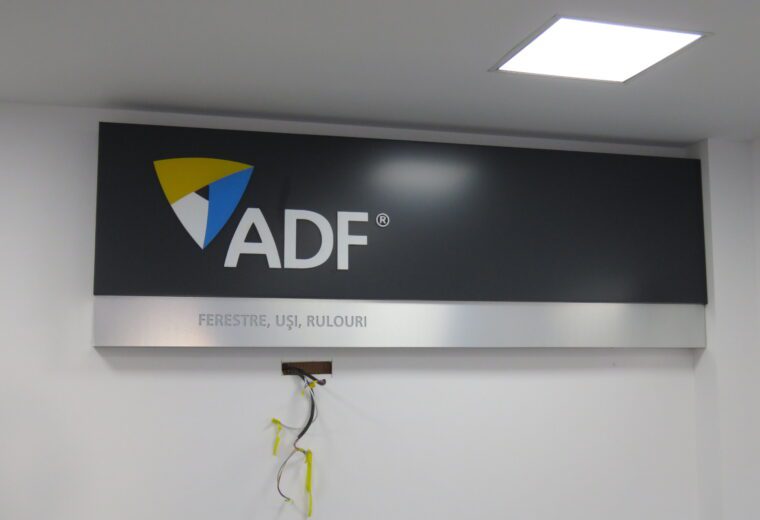 litere volumetrice iluminate led